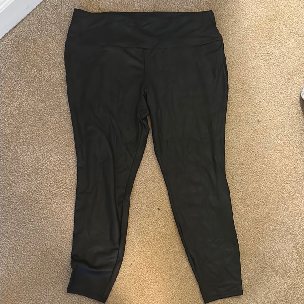 Black High-Waisted leatherLeggings